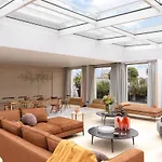 Lejlighedshotel De Pourtales 5*