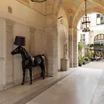 De Pourtales 5* Paris