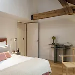 De Pourtales Lejlighedshotel 5*