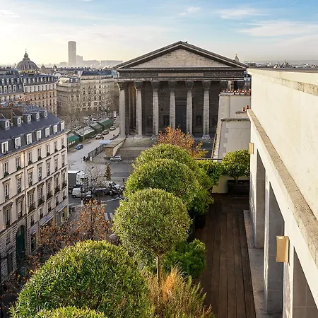 De Pourtales 5* Париж