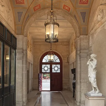 De Pourtales 5* Paris