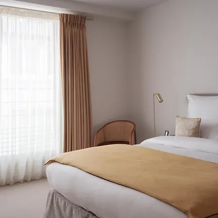 De Pourtales Апарт-отель 5*