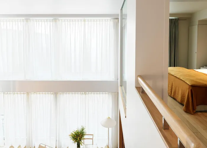 De Pourtales Aparthotel 5*