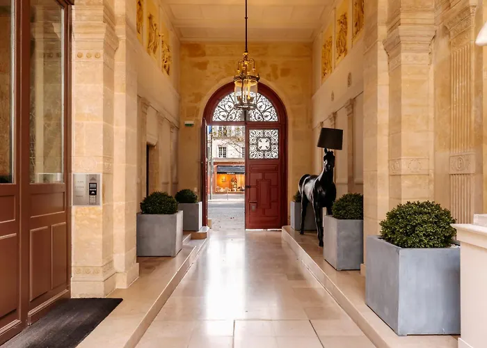 De Pourtales 5* Paris