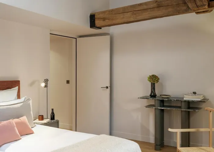 De Pourtales Aparthotel 5*