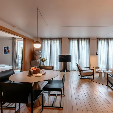 아파트호텔 De Pourtales 5*