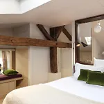 Apart Otel De Pourtales