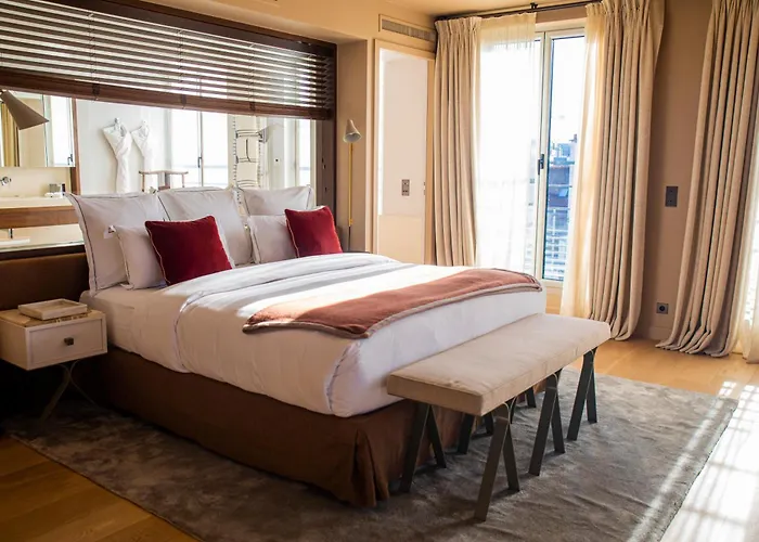 De Pourtales Apartahotel París